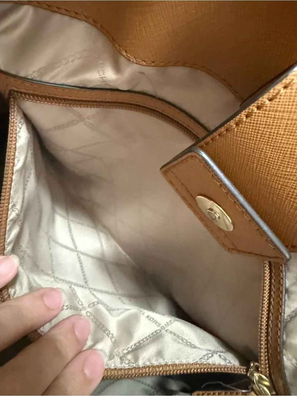 Michael Kors Jet Set Large Chain Shoulder Tote Bag Vanilla Acorn w wallet